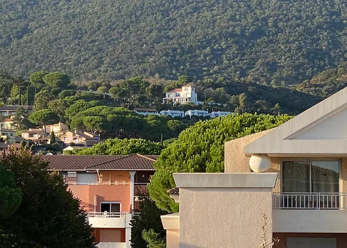 Apartment Duplex Face . Cavaliere 3 *